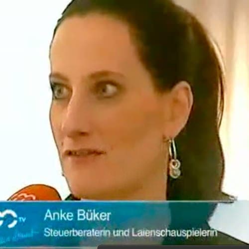 Bericht über die Premierenveranstaltung von "Die Blonde und der Betriebsprüfer"